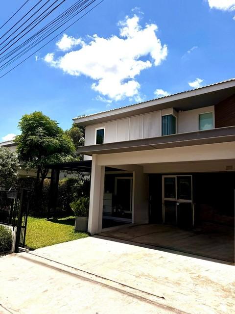 ให้เช่าบ้านเดี่ยว2ชั้น62ตร.วหมู่บ้านชัยพฤกษ์ รามอินทรา–วงแหวน ใกล้ทางด่วนจตุโชติ ถนนคู่ขนานกาญจนาภิเษกราคาเช่า 55,000 บาท / เดือน ( สัญญาขั้นต่ำ 1 ปี ประกัน 2 เดือน ล่วงหน้า 1 เดือน )ที่ตั้ง ถนนคู่ขนานกาญจนาภิเษก แขวงสามวาตะวันตก เขตคลองสามวา กรุงเทพมหานครติดต่อ : คุณภัสพงณ์ 0634098164Line : deedee23https://www.facebook.com/profile.php?id=61581484955548เนื้อที่ 62 ตารางวา จำนวน 2 ชั้น 3 ห้องนอน 3 ห้องน้ำ 1 ห้องทำงาน (ชั้น 2 �