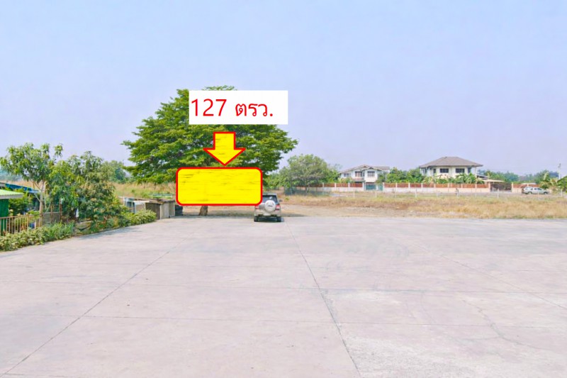 เชื่อมสัมพันธ์ อยู่วิทยา สุวินทวงศ์41 อุตสาหกรรมบึงโคล่ ที่ดิน 127 ตรว หนองจอก ใกล้มัสยิดนูรุ้ลลอซ์ 508 ตร.ม. พร้อมโฉนด โรงเรียนลำต้อยติ่งวิทยา ราคาขาย 999,999 ถึง 1,200,000 บาท ให้เช่า 3,999-4,999 บาทต่อเดือน สถานีตำรวจนครบาลลำผักชีBuengKhlo Industry Land 127sq.w. Connecting with each other: Yuwitthaya Suwinthawong 41 NongChok near Nurullox Mosque Ideal for building a house or business Spacious area equal to 508 sq.m. with title deed no. 79139 Prime location within 1 km LamToiting Wittaya School Selling price: 999,999 to 1,200,000 baht. Rental price: 3,999-4,999baht per month. LamPhakChi Police Stationถนน หนองจอก แข�