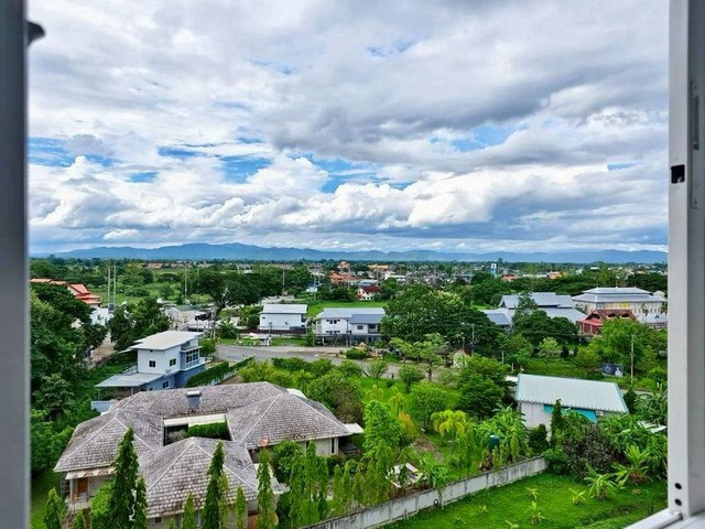 ราคาพิเศษเพียง 989,000 บาท #SRLand Condo #รีโนเวทใหม่ แต่งครบ พร้อมอยู่ #คอนโดไม่ถึง1ล้าน ทำเลดี ใกล้เมือง ลงทุนก็คุ้ม อยู่เองก็ดี ซื้อวันนี้ พร้อมปล่อยเช่าได้ทันที!รายละเอียดห้องขนาด 31 ตร.ม.ชั้น 7 #ห้องมุม วิวโล่ง โปร่งสบายรีโนเวทใหม่ทั้งห้อง ดีไซน์ Modern ใช้วัสดุคุณภาพเฟอร์นิเจอร์บิวท์อินครบเครื่องใช้ไฟฟ้าครบ พร้อมเข้าอยู่ทันทีราคาเพียง 989,000 บาท ค่าโอนคนละครึ่ง (50/50)ซื้ออย�