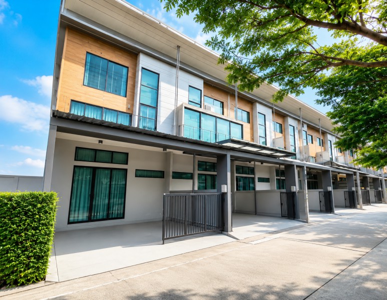เมกาบางนา 2.5 กม. ทาวน์โฮม 3 ชั้น 2นอน ถ.กาญจนาภิเษก บางนา-ตราด กม.8 3น้ำ ใกล้วงแหวนกาญจนาภิเษก 500 ม.พร้อมเฟอร์ฯ และเครื่องใช้ไฟฟ้าครบ 24,998B-M.อีโค สเปซ  เหมาะสำหรับอยู่อาศัย โฮมออฟฟิศ ทำเลศักยภาพบางนา-วงแหวน ใกล้รร.นานาชาติคอนคอร์เดียน 2.1 กม. เมกาบางนา  เดินทางสะดวก  เชื่อมต่อถนนหลัก ทางด่วน และรถไฟฟ้าได้รวดเร็วMega Bangna 2.5km. 3Storey Townhome 2Bed Kanchanaphisek Rd. Bangna-Trad Km.8 3Bath Ring Road 500m. Fully Furnished with Complete Electrical Appliances Ready to Move In 