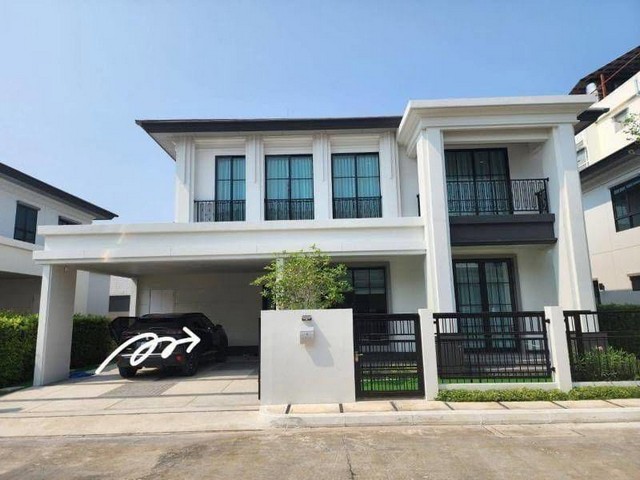 ขายบ้านเดี่ยว 2 ชั้น 63.20 ตรว. 4 ห้องนอน โครงการเศรษฐสิริ บางนา-สุวรรณภูมิ Private Zone ทิศใต้ ลมเย็นตลอดปี )*** ราคาขาย 21.5 ล้านบาท *** ราคาเช่า 150,000 บาท/เดือน ติดต่อ::  ชยา โทร/ID Line:: 0942823961   Link Line:: https://line.me/ti/p/3xFA1An8Kcรหัส# T26-869บ้านเดี่ยว 2 ชั้นโครงการเศรษฐสิริ บางนา-สุวรรณภูมิ*** บ้านเลขที่ ปังมาก แบบบ้าน VICTORY  • เนื้อที่ 63.20 ตร.ว. • พื้นที่ใช้สอย 247 ตร.ม. • 4 ห้องนอน 4 ห้องน้ำ• 1 ห้องแม่บ้านนอกบ้าน มีห้องน้ำในตัว• 2 �