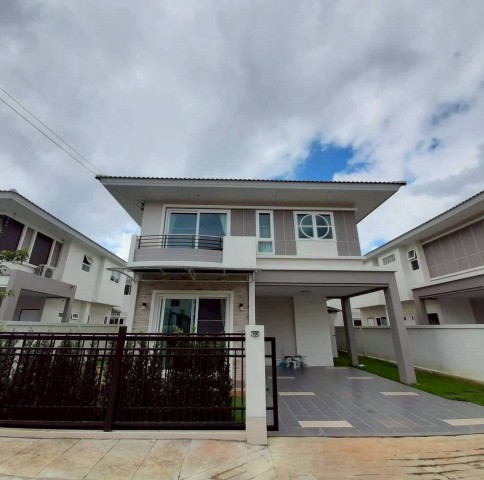 ราคาเพียง 4.9 ล้าน 59.5 ตรว. #Supalai Garden Ville #สันกำแพง บ้านสวยในโครงการคุณภาพ พร้อมอยู่ ฟังก์ชันครบ เหมาะสำหรับครอบครัว เดินทางสะดวก ใกล้เมือง และสิ่งอำนวยความสะดวกครบครันรายละเอียดบ้านเนื้อที่ 59.50 ตารางวา4 ห้องนอน3 ห้องน้ำห้องนั่งเล่นห้องครัว2 ที่จอดรถราคาพิเศษเพียง 4,900,000 บาทค่าโอนคนละครึ่ง (50/50)สิ่งอำนวยความสะดวกภายในโครงการสโมสร (Clubhouse)สระว่ายน้ำฟิตเนสสวนสาธารณะสนามเด�