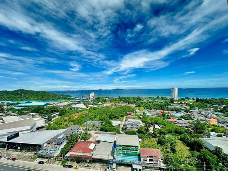 TEL:088-559 5199 คุณเอLine:https://line.me/ti/p/C0eGe0whLXขาย หรือ ให้เช่า KnightsBridge The Ocean Srirachaคอนโดวิวทะเลและวิวเมือง บนทำเลศักยภาพติดถนนสุขุมวิทราคาขาย 3,490,000 บาทราคาเช่า 12,000 บาท / เดือนมัดจำ 2 เดือน - ล่วงหน้า 1 เดือนชั้น 22 วิวเมือง เห็นทะเลขนาด 35 ตารางเมตร1 ห้องนอน 1 ห้องน้ำจุดเด่นของห้อง* ห้องพร้อมเข้าอยู่* วิวสวย ชั้นสูง รับลมธรรมชาติ* เฟอร์นิเจอร์และเครื่องใช้ไฟฟ้าครบ* เหมาะสำหรับอยู่อาศัยเองหรือซื้�