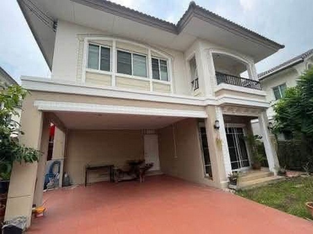 LV53565 ให้เช่า บ้านเดี่ยว ภัสสร วัชรพล วงแหวน PASSORN WATCHARAPOL-WONGWAN ใกล้ห้างแฟชั่นไอส์แลนด์ราคาเช่า : 25,000 บาท/เดือน ที่ตั้ง : ถนนวัชรพล แขวงออเงิน เขตสายไหม กรุงเทพมหานครชื่อโครงการ : ภัสสร วัชรพล วงแหวน PASSORN WATCHARAPOL-WONGWANรายละเอียด :- พื้นที่ ในบ้านกว้างขวาง 60 ตร.ว  - 3 ห้องนอน - 2 ห้องน้ำ- เครื่องใช้ไฟฟ้าครบ พร้อมพักอาศัย เช่นเครื่องซักผ้า ตู้เย็น โต๊ะอาหารสิ่งอำนวยความสะดวก :– สวนสาธารณะ– �