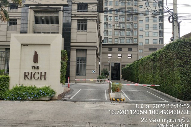 ขายคอนโด เดอะริส ถนนกรุงธนบุรี บางลำภูล่าง คลองสาน กรุงเทพ  อาคารชุดเดอะริส แอท สาทร-ตากสิน ถนนกรุงธนบุรี บางลำภูล่าง คลองสาน กทม.  ราคา 3,550,000 บาท  (ราคาต่อรองได้)  รายละเอียดทรัพย์ -  พื้นที่ใช้สอย 34.84 ตรม. -  1 ห้องนอน 1 ห้องน้ำ  -  1 ที่จอดรถ   พิกัดทรัพย์ : https://maps.app.goo.gl/ctWAraTLFJV6q3ss9  สถานที่ใกล้เคียง   - ไอคอนสยาม - เซ็นทรัล บางรัก - โรงพยาบาลตากสิน - ตลาดพลู  รหัสทรัพย์ (Code ID)  : PSW-26-2C10-0004   สอบถามเพ�
