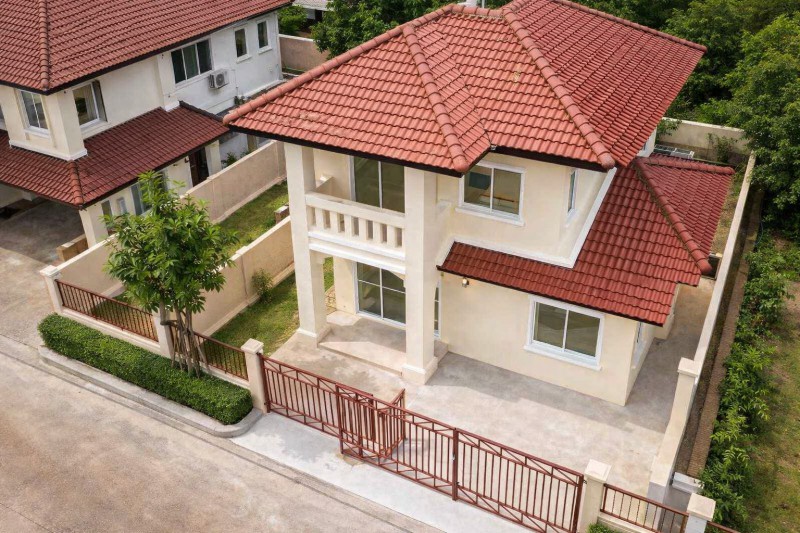 โครงการ PLENO วิภาวดี - รังสิต เมืองเอก บ้านเดี่ยว 2 ชั้น 3นอน 4แอร์ 2น้ำ ใหม่ 35 ตร.ว.  140 ตร.ม. วิภาวดี - รังสิต ใกล้ดูโฮม บางพูน 100ม.  ค่าเช่า 12,998บาท-เดือน ใกล้Muang Ake Village 2-story detached house 3bed, 4a/c  Vibhavadi-Rangsit Do Home BangPhun (100m) 2bath new 35sq.wah 140 sq.m. Rent: 12,998THB/month. Near PLENO Vibhavadi-Rangsit project.Highway 346 Bang Phun Mueang Pathum Thani Pathum Thaniทางหลวงหมายเลข 346 บางพูน เมืองปทุมธานี ปทุมธานีเนื้อที่ 35 ตร.ว. พื้นที่ใช้สอย 140 ตร.ม.Land size 35 sq.w. Usable area 140 sq.m.บ้านเดี่ยว 2 ชั้นโปร่ง รีโนเวทใหม่ทั้งห