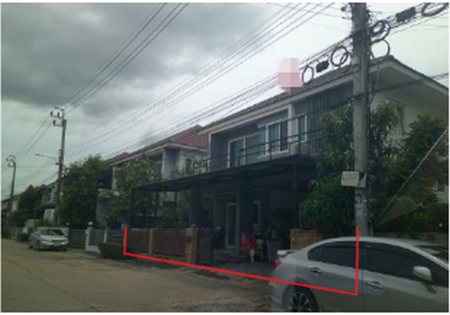 ขาย บ้านเดี่ยว โครงการ เดอะเบสท์ หทัยราษฎร์  ถนนไทยรามัญ ตำบลสามวาตะวันตก อำเภอคลองสามวา กรุงเทพมหานคร  ราคา  4,730,000  บาท    รายละเอียดทรัพย์ -  เนื้อที่ 50.60 ตารางวา  พื้นที่ใช้สอย 185 ตารางเมตร -  3 ห้องนอน 3 ห้องน้ำ  -  2 ที่จอดรถ  -  บ้านหันไปทางทิศ  พิกัดทรัพย์ :   https://maps.app.goo.gl/NfTLJeMCbtrsZmxV8  สถานที่ใกล้เคียง   - ตลาดนัดไทยรามัญ - ตลาดมารวย หทัยราษฏร์ 54 - โรงพยาบาลรัตนประชารักษ์ - สายไหม อเวนิว  ร�
