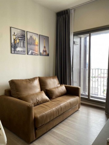 AOM 2941For Rent Rhythm Charoenkrung Pavillion 35ตรม New Luxury Condo ใกล้ Shrewsbury International School   โครงการ RHYTHM Charoenkrung Pavillion แขวงวัดพระยาไกร เขตบางคอแหลม,กรุงเทพมหานคร   คอนโด   1  ห้องนอน   1   ห้องน้ำ   1  ห้องรับแขก   1  ห้องครัว   ใช้สอย   35.00 ตร.ม.ราคาเช่า 27,000 / เดือนคอนโดใหม่ ห้องสวย ชั้นสูง วิวเปิดโล่ง ตกแต่งครบ พร้อมเข้าอยู่ เหมาะสำหรับชาวต่างชาติ ครอบครัว และผู้ปกครองที่มีบุตรเรียนที่ Shrewsbury International Schoolจุดเด่น ห้องใหม่ เฟอร์นิเจอร์ให
