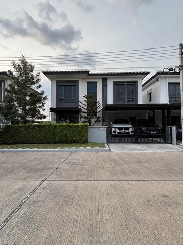 รหัสC7207 ให้เช่าบ้านเดี่ยว 2ชั้น Grand Pleno พหลโยธิน–วิภาวดี 2 คลองหลวง ปทุมธานี บ้านตกแต่งพร้อมอยู่ราคาเช่า 52,000 บาท/เดือน (ประกัน2 ล่วงหน้า1)สนใจนัดชมสถานที่หรือสอบถามข้อมูลเพิ่มเติมโทร : 095-823 9789 คิทLine id : candy.456Line Add Friend : https://line.me/ti/p/rHhjrvhm_zโทร : 091-782 8924 ต้นLine : seng.456Line Add Friend : https://line.me/ti/p/iHsUxP2IlT** บ้านใหม่ยังไม่เคยปล่อยเช่า **บ้านเดี่ยว 2ชั้น Grand Pleno พหลโยธิน–วิภาวดี 2 คลองหลวง ปทุมธานี บ้านตกแต่งพร้อมอยู่เนื้อท�