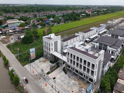 โทรเลย!! รับของแถมกว่า 25 รายการ สวย เรียบหรู คุ้มค่า!  บ้าน มือ1 สไตล์โมเดิร์น ขายทาวน์โฮม 2 ชั้น โครงการ Expandio คลอง 6 ทำเลดี อยู่หลัง มหาวิทยาลัยเทคโนโลยีราชมงคล ธัญบุรี ใกล้พิพิธภัณฑ์วิทยาศาสตร์แห่งชาติ เดินทางสะดวก ถนน รังสิต-นครนายก เหมาะอยู่อาศัย หรือลงทุนปล่อยเช่า!! .TPI-3248.ที่อยู่:  โครงการ The Expandio คลอง6 ธัญบุรี ( โครงการ ดิ เอ็กซ์แปนดิโอ)​ ต.คลองหก อ.คลองหลวง จ.ปทุมธานีhtt
