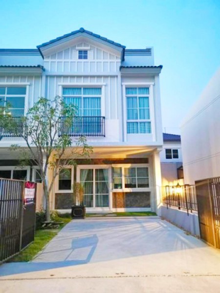 บางนา-รามคำแหง2 ให้เช่าทาวน์โฮม2ชั้น 2นอน3น้ำใกล้เมกาบางนา950ม. ม.รามคำแหง 2 800ม. ราคา27999บ.ต่อเดือนตลาดนัมเบอร์วัน ราม 2 850 ม. อิเกีย บางนา 1 กม.โรงเรียนนานาชาติคอนคอร์เดียน 900 ม. เซ็นทรัล บางนา 1.8 กม.บิ๊กซี บางนา 2.9 กม.พื้นที่20 ตร.ว. พื้นที่ใช้สอย90ตร.ม.Bangna-Ramkhamhaeng 2 Townhome for rent 2floors 2beds 3baths near Mega Bangna (950m), Ramkhamhaeng University 2 (800m), Number One Market Ramkhamhaeng 2 (850m), IKEA Bangna (1km), Concordian International School (900m), Central Bangna (1.8km), Big C Bangna (2.9km). Land area 20 sq.wa., usable area90 sq.m. Fully furnished:ถนนรามคำแหง 