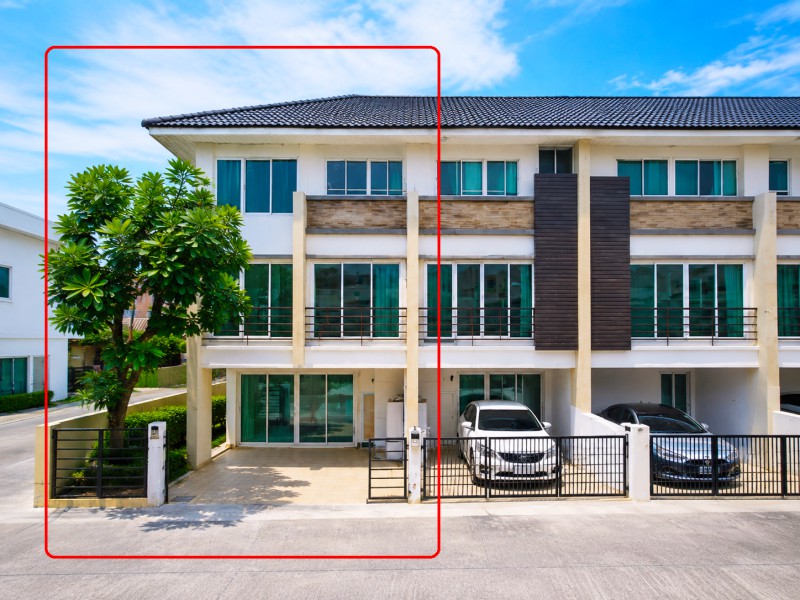 ใกล้เทคโนโลยีไทย-ญี่ปุ่น 550 มพัฒนาการ35-45 ทาวน์โฮม 3ชั้น 3นอน 3น้ำ  ราคาเช่า 19,998 บาท/เดือน 22 ตร.ว. 264 ตร.ม. เหมาะสำหรับอยู่อาศัย .ม.เกษมบัณฑิต พัฒนาการ .ม.เกษมบัณฑิต พัฒนาการ  หรือโฮมออฟฟิศ ทำเลพัฒนาการ เดินทางสะดวก ใกล้MRT หัวหมาก 1.5 กม.สถานพยาบาล ศูนย์การค้า และสิ่งอำนวยความสะดวกครบครัน เชื่อมต่อถนนหลายสาย near Thai-Japanese Technology University 550 m. 3-story townhome 3bed 3bath Rent 19,998THB-month. Prime Pattanakarn35-45  Kasem Bundit University. Land area 22 sq.wa. 264 sq.m. usable ar