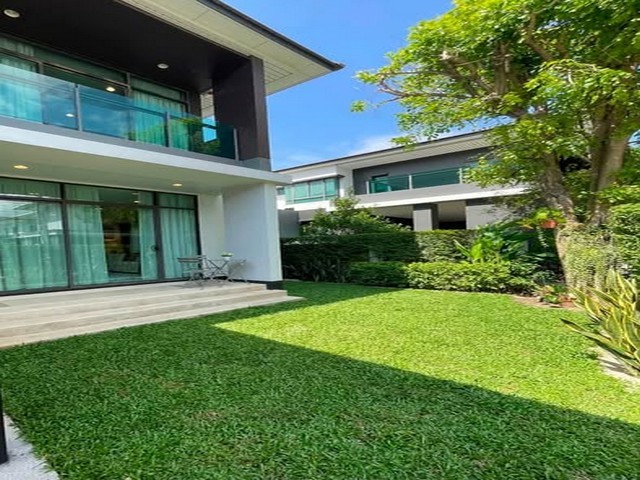 รหัสC7240 ให้เช่าบ้านเดี่ยวหมู่บ้านเศรษฐสิริ กรุงเทพกรีฑา บ้านรีโนเวทใหม่ ตกแต่งครบพร้อมอยู่ราคาเช่า 75,000 บาท/เดือน (ประกัน2 ล่วงหน้า1)สนใจนัดชมสถานที่หรือสอบถามข้อมูลเพิ่มเติมโทร : 095-823 9789 คิทLine id : candy.456Line Add Friend : https://line.me/ti/p/rHhjrvhm_zโทร : 091-782 8924 ต้นLine : seng.456Line Add Friend : https://line.me/ti/p/iHsUxP2IlTบ้านเดี่ยวหมู่บ้านเศรษฐสิริ กรุงเทพกรีฑา บ้านรีโนเวทใหม่ ตกแต่งครบพร้อมอยู่เนื้อที่ 58 ตารางวา  พื้นที่ใช้สอย 232 