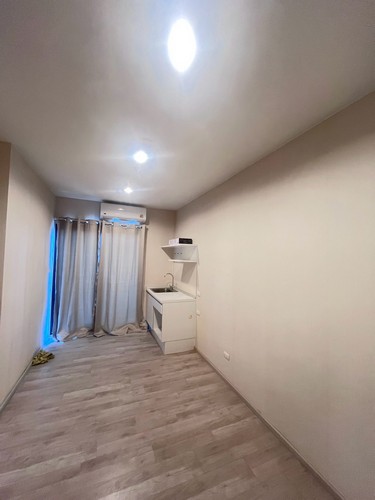 Dfb0144  ให้เช่า  plum condo central station ทิศตะวันออก ติดเซ็นทรัลเวสเกตที่ตั้ง: ติดเซ็นทรัลเวสต์เกต ริมถนนรัตนาธิเบศร์  ใกล้ MRT ตลาดบางใหญ่ MRT สามแยกบางใหญ่ ขนาด: 26 ตรม.  1 ห้องนอน 1 ห้องน้ำชั้น 8เงื่อนไขการเช่า>มัดจำ 2 เดือน จ่ายล่วงหน้า 1เดือน สัญญา 1 ปีค่ะ พร้อมเข้าอยู่ได้เลยค่ะสนใจชมทรัพย์ /สอบถามCALL : 0615659566 , 0927988789LINE : @differthailand (ซื้อ,เช่า)https://line.me/R/ti/p/@differthailandhttps://www.facebook.com/Differestate----------------DIFFER ESTATE CO.,LTD.เป็นบริษัทจดทะเบ