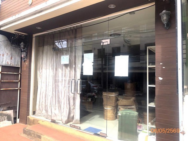 ขายอาคารพาณิชย์สุราษฎร์ธานี  3 ชั้น อำเภอเกาะสมุย  ถนนสายรอบเกาะสมุย