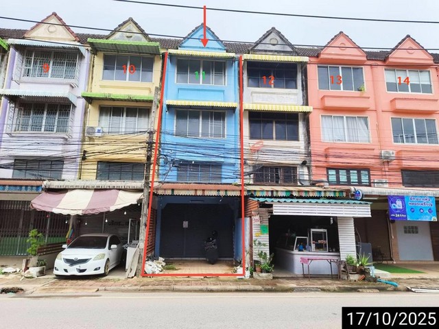 ขายอาคารพาณิชย์เมืองสุราษฎร์ธานี 3 ชั้น มีชั้นลอย  ถนนวิภาวดี