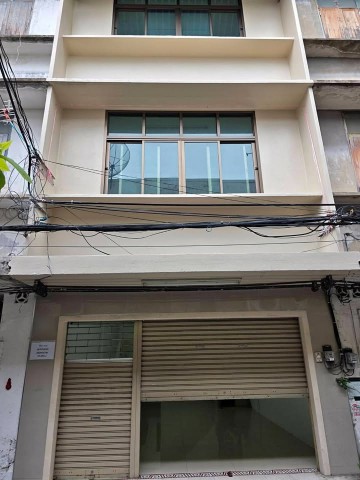 สาทร ให้เช่าอาคารพาณิชย์3ชั้น3นอน2น้ำใกล้BTSสุรศักดิ์550ม.11ตร.ว.พื้นที่ใช้สอย130ตร.ม.เหมาะอยู่อาศัยทำออฟฟิศคลินิกคาเฟ่เดินทางสะดวก