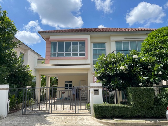ให้เช่าบ้านเดี่ยว 2 ชั้น 54 ตรว. 3 ห้องนอน โครงการไลฟ์บางกอก บูเลอวาร์ด รามอินทรา 23 ใกล้ รถไฟฟ้าสีชมพูสถานีลาดปลาเค้า    *** ราคาเช่า 42,000 บาท/เดือน  ติดต่อ:: ชยา โทร/ID Line:: 0942823961   Link Line:: https://line.me/ti/p/3xFA1An8Kcรหัส# T26-1095บ้านเดี่ยว 2 ชั้น โครงการไลฟ์บางกอก บูเลอวาร์ด รามอินทรา 23 ใกล้ รถไฟฟ้าสีชมพูสถานีลาดปลาเค้า  • เนื้อที่ 54 ตารางวา • พื้นที่ 190 ตารางเมตร • 3 ห้องนอน 3 ห้องน้ำ• 2 ที่จอดรถ  • มีแอร์ ทุก�