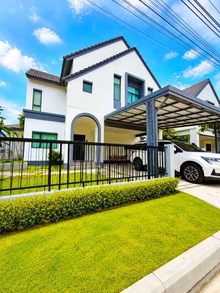 ABAC บางนา ให้เช่าบ้านเดี่ยว 2 ชั้น 2-3นอน 3 น้ำ ใกล้ตลาดเสริมสุข 1 กม.โลตัส บางบ่อ พื้นที่ดิน 60 ตร.ว. พื้นที่ใช้สอย 153 ตร.ม. บ้านใหม่พร้อมเฟอร์ฯครบ จอดรถสะดวก บรรยากาศดี เหมาะสำหรับพักอาศัย เดินทางสะดวก ใกล้ที่ว่าการอำเภอบางบ่อ 1.3 กม.โรงพยาบาลและ สนามบินสุวรรณภูมิ เดินทางสะดวก เชื่อมต่อถนนหลักหลายสาย 48,999 B-M.ABAC Bangna For rent 2-story detached house  2-3bed 3bath near Sermsuk Market 1km. and Lotus BangBo 1.1 km. Land area 60sq.wa. usable area 153sq.m. New fully furnished home with