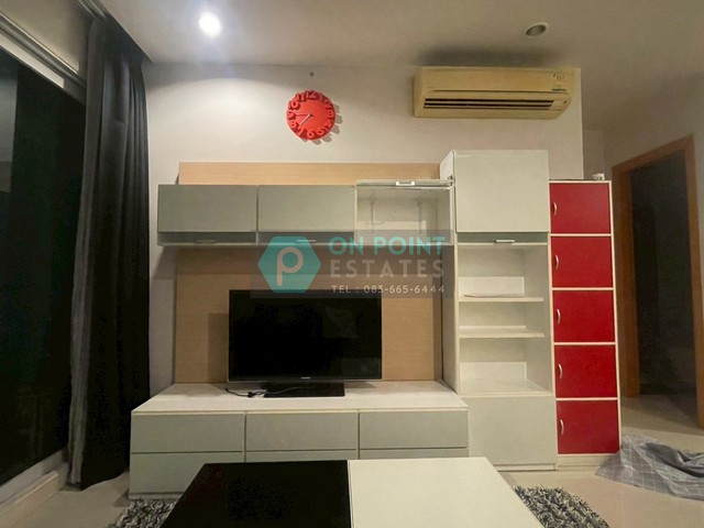 Circle Condominium (Agent Post)1 Bedroom 1 Bathroom for Rent** RENTAL PRICE : 21,000 Baht / month (1 Year Contract) **Listing ID : A2903Location : Petchaburi soi 36Room Type : 1 Bedroom 1 BathroomRoom Size : 47 Sq.m.Function :- Fully Furnished- Gym / Swimming pool / Sauna- Near BTS Nana, MRT Petchaburi, Airportlink Makkasanเซอร์เคิล คอนโดมิเนียมให้เช่า 1 ห้องนอน 1 ห้องน้ำ** ราคาเช่า : 21,000 บาท ต่อเดือน (สัญญา 1 ปี) **Listing ID : A2903พื้นที่ : เพชรบุรี 36ประเภท : 1 ห้องนอน 1 ห้องน้ำขนาด : 47 ตารางเมตรFunction :- ตกแต่งพร้อมอาศัย ฯ- ส่วนกลางประกอบด้วย ฟิตเนส / สระว่ายน้ำ / ซาวน่า ฯ- อยู่ใกล้ BTS นานา, MRT เพชร�