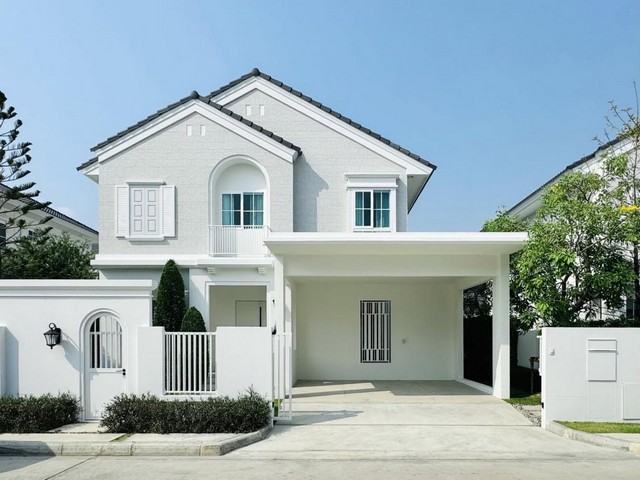 ให้เช่า บ้านเดี่ยว 2 ชั้น โครงการ ชัยพฤกษ์ บางนา กม.15 Chaiyapruek Bangna Km 15 ไม่รับสัตว์เลี้ยงราคาพิเศษ 80,000 บาท/เดือน สัญญา 1-3 ปี / ประกัน 2 เดือน / ล่วงหน้า 1 เดือนติดต่อ คุณช่อผกา โทร 0616198565 LINE 0616198565สำรอง LINE 0812523279 ส่งลิ้งก์ไว้ได้เลย- ขนาด 60.2 ตรว. พื้นที่ใช้สอย 190 ตร.ม.-3 ห้องนอน ห้องน้ำ 4 ห้อง ที่จอดรถ 2 คัน-1 ห้องนั่งเล่น 1 สำนักงาน- แอร์ 5 เครื่อง / ทีวี 65” / เครื่องซักผ้า / ตู้เย็น / มุ้ง+ผ้าม่าน- ไม่รับสัต�