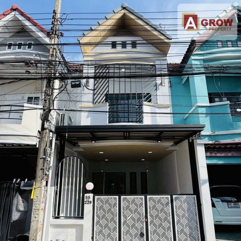 หมู่บ้านเลิศอุบล พระยาสุเรนทร์ 44 บ้านรีโนเวทใหม่ทั้งหลัง ตกแต่งครบ พร้อมเข้าอยู่ที่ตั้ง : ซอยพระยาสุเรนทร์ 44 แขวงสามวาตะวันตก เขตคลองสามวา กรุงเทพมหานครรหัสทรัพย์ : AGT01302ราคาขาย : 2,090,000 บาทรายละเอียดทรัพย์ :- ทาวน์เฮ้าส์ 2 ชั้น- เนื้อที่ 16 ตรว.- 3 ห้องนอน- 2 ห้องน้ำ- 1 ห้องครัว- 1 ห้องโถง- 1 จอดในบ้านจุดเด่น :- บ้านรีโนเวทใหม่ทั้งหลัง เฟอร์ฯครบ พร้อมเข้าอยู่- ต่อเติมเคาน์เตอร
