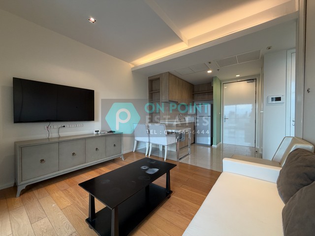 Circle Living Prototype (Agent Post)                       1 Bedroom 1 Bathroom for Rent** RENTAL PRICE : 25,000 Baht / month (1 Year Contract ) **Listing ID : A782Location : New Petchaburi Road.Room Type : 1 Bedroom 1 BathroomRoom Size : 47 Sq.m.Function :- Fully Furnished- Gym / Swimming pool / Sauna- BTS Nana / MRT Petchaburi and Airport Link Shuttle serviceเซอร์เคิล ลิฟวิ่ง โปรโตไทป์ ให้เช่า 1 ห้องนอน 1 ห้องน้ำ ** ** ราคาเช่า : 25,000 บาท ต่อเดือน (สัญญา 1 ปี) **Listing ID : A782พื้นที่ : ถนน เพชรบุรีตัดใหม่ประเภท : 1 ห้องนอน 1 ห้องน้ำขนาด : 47 ตารางเมตรFunction :- ตกแต่งพร้อมอาศัย ฯ- ส่วนกลางประกอบด้วย ฟิตเนส / สระว่ายน้ำ / �