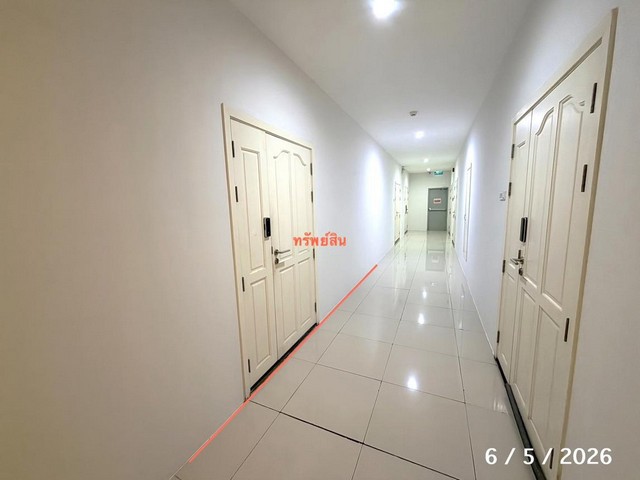 ขายคอนโดเมืองเชียงใหม่  โครงการ โบ๊ท คอนโด    ถนน สายเชียงใหม่-ดอยสะเก็ด  ตำบล หนองป่าครั่ง อำเภอ เมืองเชียงใหม่ จังหวัด เชียงใหม่  ราคา 1,835,000  บาท  ( ราคาต่อรองได้ )  รายละเอียดทรัพย์ -  พื้นที่ใช้สอย 39.89 ตร.ม. -  1 ห้องนอน 1 ห้องน้ำ    พิกัดทรัพย์ : https://maps.app.goo.gl/5UUNAPhSsviPvh7VA  สถานที่ใกล้เคียง   - เซ็นทรัล เชียงใหม่ - โรงพยาบาลแมคคอร์มิค - บิ๊กซี เอ็กซ์ตร้า เชียงใหม่ 2 - โลตัส เชียงใหม่-คำเที่ยง 