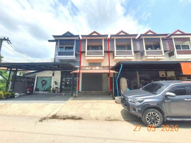 ขายอาคารพาณิชย์ 2 ชั้น มีชั้นลอย เมืองเชียงใหม่     ซอย มหาโชค ถนน เชียงใหม่- ฝาง ตำบล ป่าตัน อำเภอ เมืองเชียงใหม่ จังหวัด เชียงใหม่  ราคาโปรโมชั่น  2,541,000  บาท    ลดจาก  3,320,000   บาท ราคาโปรโมชั่นตั้งแต่วันที่ 1 กรกฎาคม 2569 – 30 กันยายน 2569  รายละเอียดทรัพย์ -  เนื้อที่ 23.60 ตร.ว.  พื้นที่ใช้สอย 146.25 ตร.ม. -  3 ห้องนอน 2 ห้องน้ำ  -  1 ที่จอดรถ  -  บ้านหันไปทางทิศ ตะวันออก  พิกัดทรัพย์ : https://maps.app.goo.gl/CmNQo4vnYPzBcpNZ9  ส�