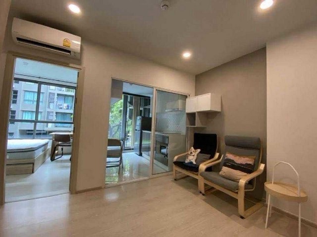 ขายคอนโดพร้อมผู้เช่า รับรายได้ต่อได้ทันทีThe Tree Sukhumvit 64 | ใกล้ BTS ปุณณวิถีโอกาสสำหรับนักลงทุนที่มองหาคอนโดสุขุมวิทแบบ **ซื้อแล้วมีผู้เช่าต่อ ไม่ต้องเริ่มหาผู้เช่าใหม่** พร้อมรับช่วงรายได้ค่าเช่าหลังโอนกรรมสิทธิ์**ราคาขาย 3,390,000 บาท****รายละเอียดห้อง**• ขนาด 32 ตร.ม.• ชั้น 2 | **วิวสวน** บรรยากาศสงบ• 1 ห้องนอน | 1 ห้องน้ำ• ห้องนั่งเล่นและห้องครัวแยกเป็นสัดส่วน• ขายพร้อมผู้เช่า 