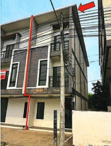 ขาย บ้านเดี่ยว/ทาวน์เฮ้าส์/คอนโด ทาวน์เฮ้าส์ 3 ชั้น ไฮบริด บิสซิเนส พาร์ค  ถนนสายเชียงใหม่-ฮอด (ทล.108) ต. แม่เหียะ อ.เมืองเชียงใหม่ จ.เชียงใหม่  ราคา  3,200,000   บาท  ( ราคาต่อรองได้ )  รายละเอียดทรัพย์ -  เนื้อที่ 21.9 ตร.ว.  พื้นที่ใช้สอย 120 ตร.ม.   พิกัดทรัพย์ : https://maps.app.goo.gl/TjNXeuNfEkzPU3Ht8  สถานที่ใกล้เคียง   -โรงเรียนสารสาสน์วิเทศล้านนา -เซ็นทรัล เชียงใหม่ แอร์พอร์ต -กาดมณี -บิ๊กซี เพลส หางดง  รหัสทร�