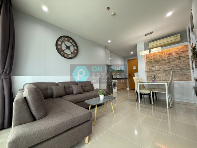 Circle Condominium (Agent Post)                        1 Bedroom 1 Bathroom for Rent** RENTAL PRICE : 25,000 Baht / month (1 Year Contract) **Listing ID : A056Location : Petchaburi soi 36Room Type : 1 Bedroom 1 BathroomRoom Size : 47 Sq.m.Function :- Fully Furnished- Gym / Swimming pool / Sauna- Near BTS Nana, MRT Petchaburi, Airportlink Makkasanเซอร์เคิล คอนโดมิเนียม ให้เช่า 1 ห้องนอน 1 ห้องน้ำ ** ราคาเช่า : 25,000 บาท ต่อเดือน (สัญญา 1 ปี) **Listing ID : A056พื้นที่ : เพชรบุรี 36ประเภท : 1 ห้องนอน 1 ห้องน้ำขนาด : 47 ตารางเมตรFunction :- ตกแต่งพร้อมอาศัย ฯ- ส่วนกลางประกอบด้วย ฟิตเนส / สระว่ายน้ำ / ซาวน่า ฯ- อยู่ใกล้ BTS นา�