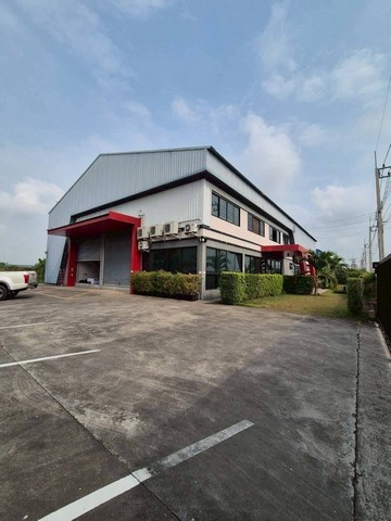 ขายโรงงานผลิตเครื่องสำอาง สกินแคร์ ที่ดินเนื้อที่ 1-3-34 ไร่ บางเลน นครปฐมราคาขายเพียง 30,000,000 บาทค่าโอนกรรมสิทธิ์ที่ดินทั้งหมด 50|50โรงงาน เนื้อที่ 900 ตารางเมตร มี 2 ชั้นได้รับการรับรอง ISO 9001:2015ได้รับการรับรอง ISO 22716:2007มีใบอนุญาต รง.4 มีใบอนุญาตประกอบกิจการโรงงาน 47(3)- ระบบไฟฟ้า 3 เฟส- ระบบน้ำ RO UVประกอบด้วย 1. ห้องบรรจุภัณฑ์2. ห้องฉลากบรรจุภัณฑ์3. ห้องล้างอุปกรณ์ 4. ห้องผสมผลิตภัณฑ์15.