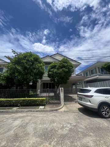ให้เช่าบ้านเดี่ยว 2 ชั้น โครงการมัณฑนา ปิ่นเกล้า-พระราม 5 ทำเลเดินทางสะดวก เหมาะสำหรับครอบครัวหรือคนทำงานที่ต้องการทรัพย์พร้อมอยู่รายละเอียดทรัพย์- บ้านเดี่ยว 2 ชั้น- พื้นที่ใช้สอยประมาณ 248 ตารางเมตร- 3 ห้องนอน- 3 ห้องน้ำ- พร้อมเข้าอยู่ 10 สิงหาคม- Pet Friendlyจุดเด่น- ทำเลเชื่อมต่อถนนสายหลักและสิ่งอำนวยความสะดวกได้สะดวก- เหมาะสำหรับอยู่อาศัยระยะยาว- พร้อมเข้าอยู่สิ่�