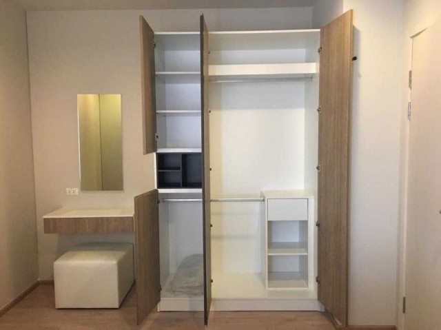 AOM 3047ขาย Escent Condo Rayong (เอสเซ็นท์ คอนโด ระยอง) คอนโดติด Central Rayong  ชั้น 6 | วิวฝั่งทะเล | พร้อมเข้าอยู่   ตำบลเชิงเนิน เมืองระยอง,ระยอง  1  ห้องนอน   1   ห้องน้ำ   1  ห้องรับแขก   1  ห้องครัว  ใช้สอย   34.00 ตร.ม.ราคา 2,300,000ราคาเช่า9,000จุดเด่นที่น่าสนใจ- เลศักยภาพ ใจกลางเมืองระยอง ติด Central Rayong เดินห้างได้สะดวก- โครงการสร้างเสร็จปี 2018 โดย CPN Residence พร้อมสิ่งอำนวยความสะดวกครบครัน ขนาด 34 ตร.ม. ชั้น 6 วิวฝั่งทะเล Fully Furn