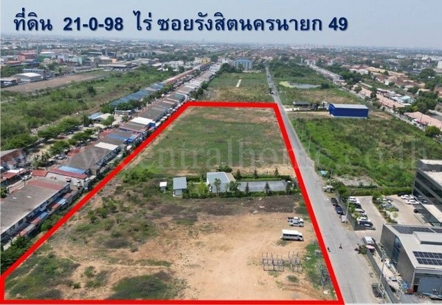 รหัสทรัพย์ : 7333ที่ดิน 21-0-98 ไร่ ซอย รังสิต-นครนายก 49 ทำเลดีมาก รูปแปลงสี่เหลี่ยม หน้ากว้าง 424 เมตรที่ตั้ง&nbsp;:&nbsp;ถนนรังสิต-นครนายก 49 ตำบลประชาธิปัตย์ อำเภอธัญบุรี จังหวัดปทุมธานี 12130รายละเอียดทรัพย์- ที่ดิน 21 ไร่ 98 ตารางวา รังสิต-นครนายก 49 คลอง 2&nbsp;-&nbsp;หน้ากว้างติดถนน 424 เมตร, ลึก 84 เมตร-&nbsp;ถนนหน้าที่ดินกว้างประมาณ 12 เมตร-&nbsp;เอกสารสิทธิ์ โฉนดที่ดิน 11 แปลง ขายรวมพร้อมโอน- เข้าซอยปร