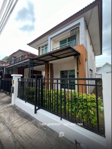 บ้านเช่าศรีราชา ใกล้J-Parkหมู่บ้าน ธาดาทาวน์ ออร่าหนองค้อใกล้โรบินสัน ไลฟ์สไตล์ ศรีราชา J-Park นิฮอน มูระ  พร้อมเข้าอยู่  HR0097 3 bed 3 bath: ฿ 18,000/เดือน(สัญญาขั้นต่ำ 1 ปี)  เนื้อที่ 50 ตารางเมตรประกัน 2 เดือน + ล่วงหน้า 1 เดือน————————————————— Fully Furnished & electrical appliances เฟอร์นิเจอร์ & เครื่องใช้ไฟฟ้าครบ• เครื่องซักผ้า• ตู้เย็น• แอร์ 3 เครื่อง• เครื่องทำน้ำอุ่น 2 เครื่อง• เตียง• ตู้เสื้อผ้า• โต๊ะ�