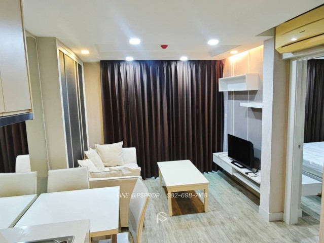 คอนโดเช่าบางเเสน ใกล้ตลาดปาร์คอินThe Prive Boutique Condo Bangsaenใจกลางบางเเสน ติดห้างแหลมทอง หลังตลาดปาร์คอิน  พร้อมเข้าอยู่ CR0534  1 bed 1 bath : ฿ 10,000/เดือน(สัญญาขั้นต่ำ 1 ปี)  fl.7 th 32 sqmประกัน 2 เดือน + ล่วงหน้า 1 เดือน—————————————————Fully Furnished & electrical appliances เฟอร์นิเจอร์ & เครื่องใช้ไฟฟ้าครบ• Smart TV • แอร์ 2 เครื่อง• ตู้เย็น 2 ประตู • เครื่องทำน้ำอุ่น• ไมโครเวฟ• เตาไฟฟ้า—————————————————สิ่งอํานวยความสะดว�