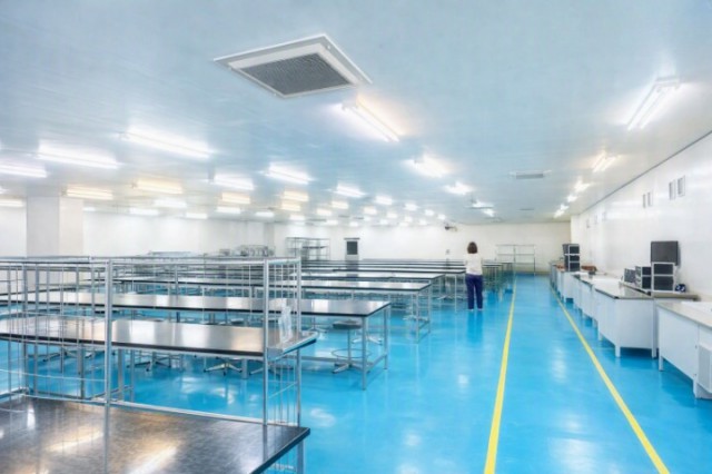 ใกล้ PTT Station ปตท.ปากจั่น 100 ม.ปากจั่น นครหลวง จ.อยุธยา อาคาร Clean Room ห้องปลอดเชื้อ 2 ห้องน้ำ 2 ออฟฟิศ ที่ดิน 2 ไร่  1140 ตร.ม. 84,998B-M. ทำเลติดถนน และวัดละมุด ใกล้นิคมอุตสาหกรรมนครหลวง 3 กม. สวนน้ำอยุธยาวอเตอร์ปาร์ค แม่น้ำป่าสัก  เหมาะสำหรับธุรกิจยา เครื่องมือแพทย์ อาหาร และอุปกรณ์อิเล็กทรอนิกส์ เป็นพื้นที่อุตสาหกรรมสำคัญของ จ.พระนครศรีอยุธยา near PTT Station Pak Chan 100 m. PakChan the capital city of Ayutthaya Clean room building with 2 steri