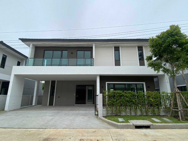 AOM 3059ให้เช่าบ้านเดี่ยวหลังใหญ่ Centro ราชพฤกษ์-สวนผัก 300 ตรม ใกล้ Central Westville   ตำบลบางเลน บางใหญ่,นนทบุรี  4  ห้องนอน   5   ห้องน้ำ   1  ห้องรับแขก   1  ห้องครัว   ที่ดิน   70.00 ตร.ว.   ใช้สอย   300.00 ตร.ม.ราคาเช่า 75,000 / เดือน จุดเด่น - พื้นที่ใช้สอยกว้างขวางถึง 300 ตรม- ตกแต่งเฟอร์นิเจอร์ครบ พร้อมเข้าอยู่- ติดตั้งเครื่องปรับอากาศให้ครบทุกห้อง- ฟังก์ชันครบ มีห้องแม่บ้านและครัวไทย-ฝรั่งแยกส่วน- ส่วนกล�