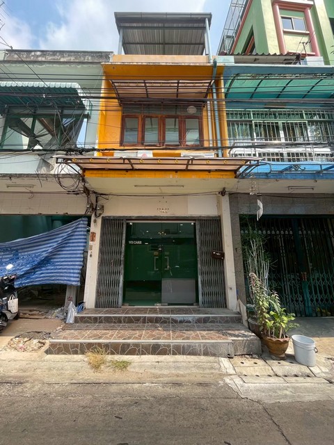 ขาย ให้เช่า ตึกอาคาร 2 ชั้นครึ่ง สามเสน ซอยวัดตรีทศเทพ เขตพระนคร ถนนประชาธิปไตย ถนนวิสุทธิกษัตริย์ ถนนพระราม 8 ใกล้วัดตรีทศเทพ วัดบวรนิเวศวิหาร ราชวรวิหาร ใจกลางเมือง รหัส P553ราคาขาย 7,900,000ราคาเช่า 28,000 บาท รับเน็ต *ออฟฟิศจดทะเบียน ภาษีต่างๆ ผู้เช่าชำระ (หักณที่จ่าย,ภาษีที่ดินและสิ่งปลูกสร้าง)*ไม่รับโฮสเทล,ไม่รับร้านอาหาร*ประกันการเช่า 2 ล่วงหน้า 1ติดต่อ คุณช่อผกา �