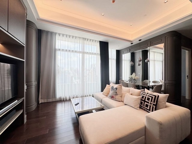 ให้เช่า คอนโด The Diplomat 39 ขนาด 86 ตร.ม. 2 ห้องนอน 2 ห้องน้ำ ชั้นสูง ใกล้ BTS พร้อมพงษ์ 88,000/เดือนคอนโด The Diplomat 39 คอนโดหรูใจกลางสุขุมวิท ทำเลศักยภาพใกล้ BTS พร้อมพงษ์ เพียงไม่กี่นาที รายล้อมด้วยแหล่งไลฟ์สไตล์ระดับพรีเมียม ห้องขนาดใหญ่ ฟังก์ชันครบ เหมาะสำหรับการอยู่อาศัยในเมือง พร้อมความเป็นส่วนตัวและความสะดวกสบายที่ตั้ง: ถนนสุขุมวิท 39 แขวงคลองตันเหนือ เขตวัฒนา กรุงเทพมหานคร