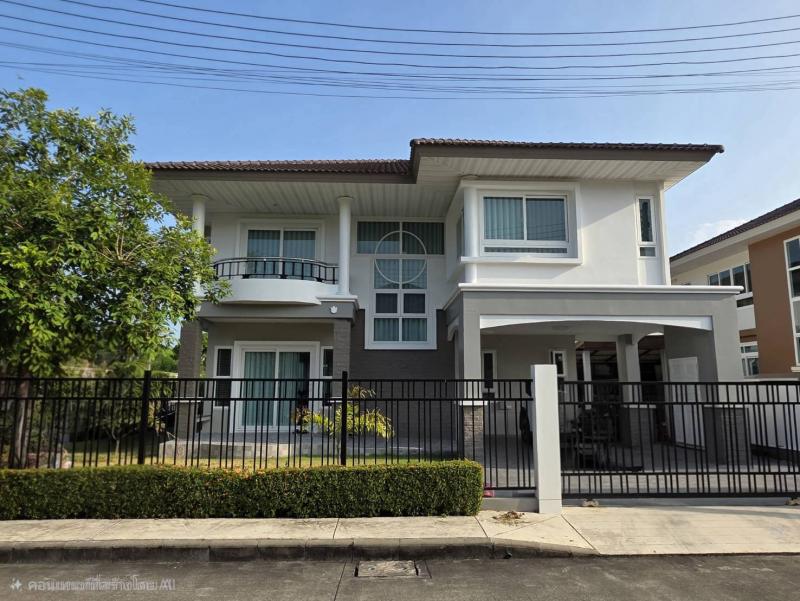 ขายบ้านเดี่ยว 2 ชั้น หมู่บ้านศุภาลัย พาร์ควิลล์ จ. นครศรี​ธรรมราช​ที่ตั้ง : ตำบลท่าซัก อำเภอเมืองนครศรีธรรมราช นครศรีธรรมราช 80000ขนาดพื้นที่ : 73 ตร.วา ขนาดพื้นที่ใช้สอย : 270  ตร.มรายละเอียด-บ้านเดี่ยว 2 ชั้น หัวมุม บรรยากาศสงบ เป็นส่วนตัว-อายุบ้าน 8 ปี-5 ห้องนอน-5 ห้องน้ำของแถมจัดเต็ม-เครื่องปรับอากาศ 6 เครื่อง-เครื่องทำน้ำอุ่น 4 เครื่อง-เฟอร์นิเจอร์: ตู้เสื้อผ้า เตียง + ท�
