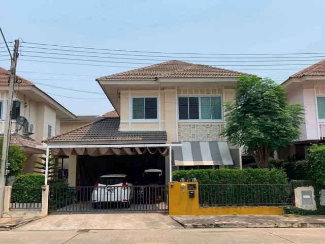 ขายเพียง 2.9 ล้าน #ดีญ่าวาเลย์ #หางดง บ้านเดี่ยว 2 ชั้น บ้านสวยพร้อมอยู่ เฟอร์นิเจอร์ และเครื่องใช้ไฟฟ้าครบ ทำเลดี บรรยากาศเงียบสงบ เหมาะสำหรับซื้ออยู่อาศัยเอง หรือลงทุนปล่อยเช่ารายละเอียดบ้านที่ดิน 50 ตร.วา3 ห้องนอน | 3 ห้องน้ำจอดรถได้ 2 คันบ้านหันทิศ ตะวันตกแอร์ 4 เครื่องเครื่องฟอกอากาศทั้งหลังเฟอร์นิเจอร์และเครื่องใช้ไฟฟ้า ครบพร้อมอยู่ใกล้คลับเฮ้าส์ ไม่ถึ�