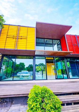หมู่บ้านเศรษฐกิจ ให้เช่าโกดังพร้อมออฟฟิศ 2 ชั้น พื้นที่ 220 ตร.วา.พุทธมณฑลสาย 2 สาย 3 นครลุง พื้นที่โกดัง 450 ตร.ม. 2 นอน 2 น้ำ พร้อมพื้นที่ใช้งานกว้างขวาง 48,999 B-M.ใกล้รร.กสิณธรวิทยา 1.2 กม. เหมาะสำหรับเก็บสินค้า วัสดุ หรือใช้เป็นโรงงาน ไฟฟ้า 3 เฟส และทางเข้า-ออกได้ 2 ทาง ทำเลสะดวก เชื่อมต่อถนนทวีวัฒนาEconomic Village Buddhamonthon Sai2 Sai3 NakhonLuang Warehouse with 2-story office space for rent 220 sq.wa. 880 sq.m. 450 sq.m. 2bed 2bath 48,999B-M. Spacious usable area near Kasinthorn Wittaya School 1.2km. Suit