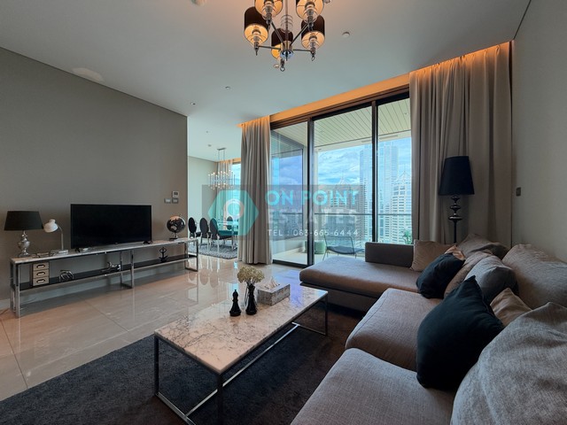 Sindhorn Residence (Agent Post)                        2 Bedroom 2 Bathroom for Rent** RENTAL PRICE : 180,000 Baht / month (1 Year Contract) **Listing ID : A2912Location : Soi TonsonRoom Type : 2 Bedroom 2 BathroomRoom Size : 140 Sq.m.Function :- Fully Furnished- Gym / Swimming pool / Sauna- BTS Chit Lomสินธรเรสซิเดนซ์ ให้เช่า 2 ห้องนอน 2 ห้องน้ำ ** ราคาเช่า : 180,000 บาท ต่อเดือน (สัญญา 1 ปี) **Listing ID : A2912พื้นที่ : ซอย ต้นสนประเภท : 2 ห้องนอน 2 ห้องน้ำขนาด : 140 ตารางเมตรFunction :- ตกแต่งพร้อมอาศัย ฯ- ส่วนกลางประกอบด้วย ฟิตเนส / สระว่ายน้ำ / ซาวน่า ฯ- BTS ชิดลมContactJanyanan (Pang)Tel / WhatsApp : +66 (0) 95-663-2245Line ID : Janyanan.m