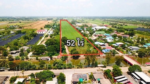สนใจสอบถามรายละเอียด ​ติดต่อ Line ID: ปุ๋ย  080-879-6822​ขายด่วน ที่ดิน 52 ไร่ ผังสีชมพู ไร่ละ 1.6 ล้าน ใกล้พี่ญาคนรุม ต. คลองสาม อ.คลองหลวง จ.ปทุมธานี ฟรีค่าโอน-ภาษีทั้งหมด!ที่ดิน 52 ไร่  เลียบคลอง 3 คลองหลวงปทุมธานี ฝั่งทิศตะวันออกติดเรียบมอเตอร์เวย์  #หน้ากว้าง72เมตร ความลึก 1,200 เมตร #พื้นที่สีชมพู พิกัดที่ตั้ง : ก่อนถึงพี่ญาคนรุม ถนนเลียบคลอง 3 อ.คลองหลวง จ.ปทุมธานี ttps://www.google.com/maps?q=14.11839127,100.
