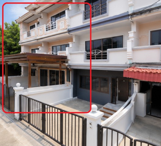 ทาวน์โฮม 3 ชั้น 5ห้องนอน มิสทีน MRT สายสีส้ม สถานีราษฎร์พัฒนา 1.9 กม.  5 ห้องน้ำ ใกล้ปั๊ม PT สะพานสูง 1 และบางจาก   22 ตร.ว.  250 ตร.ม. พร้อม 3 แอร์ เช่าเพียง 11,999 บาทต่อเดือน ขายเพียง 2.45 ล้านบาท ลด 50%3Storey Townhome 5Beds Mistine RatPhatthana MRT Station 1.9 km  5Baths near PT SaphanSung Bangchak close to the Orange Line  away offering 22sq.wah of land and 250sq.m. usable area with 3 air conditioners. For rent 11,999 baht per month or sale 2.45 million bahtรามคำแหง วงแหวน กรุงเทพกรีฑา2 ร่มเกล้าถนนราษฎร์พัฒนา แขวงราษฎร์พัฒนา เขตสะพานสูง กรุงเทพมหาน