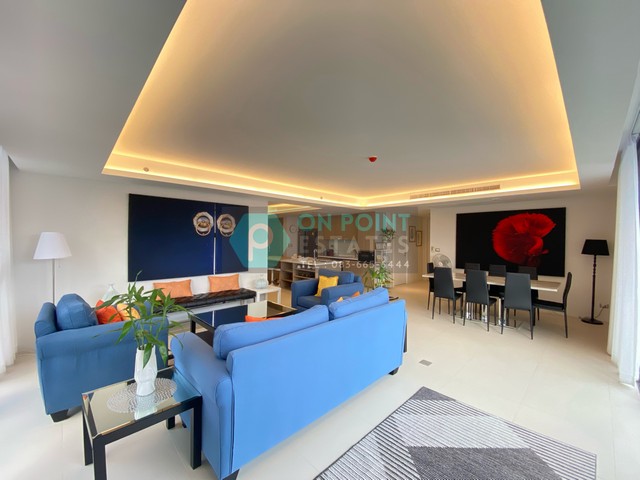Circle Sukhumvit 31 (Agent Post)                        3 Bedroom 2 Bathroom for Sale with Tenant ** SELLING PRICE : 35,000,000 Baht (Transfer fee 50/50) Foreigner Quota **Listing ID : A1372Location : Soi Sukhumvit 31Room Type : 3 Bedroom 2 BathroomRoom Size : 210 Sq.m.Function :- Fully Furnished- Gym / Swimming pool / Sauna- BTS Asok, MRT Sukhumvitเซอร์เคิล สุขุมวิท 31 ขายพร้อมผู้เช่า 3 ห้องนอน 2 ห้องน้ำ ** ราคาขาย : 35,000,000 บาท (โอนกรรมสิทธิ์ 50/50) โควตาสำหรับชาวต่างชาติ **Listing ID : A1372พื้นที่ : ซอย สุขุมวิท 31ประเภท : 3 ห้องนอน 2 ห้องน้ำขนาด : 210 ตารางเมตรFunction :- ตกแต่งพร้อมอาศัย ฯ- ส่วนกลางประกอบด้วย ฟิตเนส /
