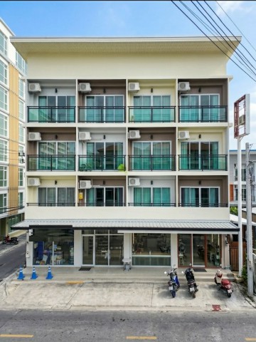 ให้เช่าอาคารสำนักงาน พร้อมแอร์ 6 ตัว วิภาวดีรังสิต 29,998บาท/เดือน 3น้ำ  20ตร.ว.  240ตร.ม. 4ชั้น 5นอน ใกล้ MRTรัชดาภิเษก 400 ม.ทำเลวิภาวดีฯ ใกล้รพ.รัชดาภิเษก 900 ม.ตลาด และศูนย์การค้า เหมาะสำหรับสำนักงาน และธุรกิจ เดินทางสะดวก เชื่อมต่อเชื่อมต่อถนนวิภาวดีรังสิต รัชดาภิเษก ลาดพร้าว และพื้นที่จตุจักรได้สะดวก Vibhavadi Rangsit 4-story office building for rent 5bed MRT Ratchadaphisek 400m. 6a/c 29,998THB/month. 3bath 20sq.m. land area 240sq.m. usable area with  near and Ratchadaphisek Hospital 900 m. Su